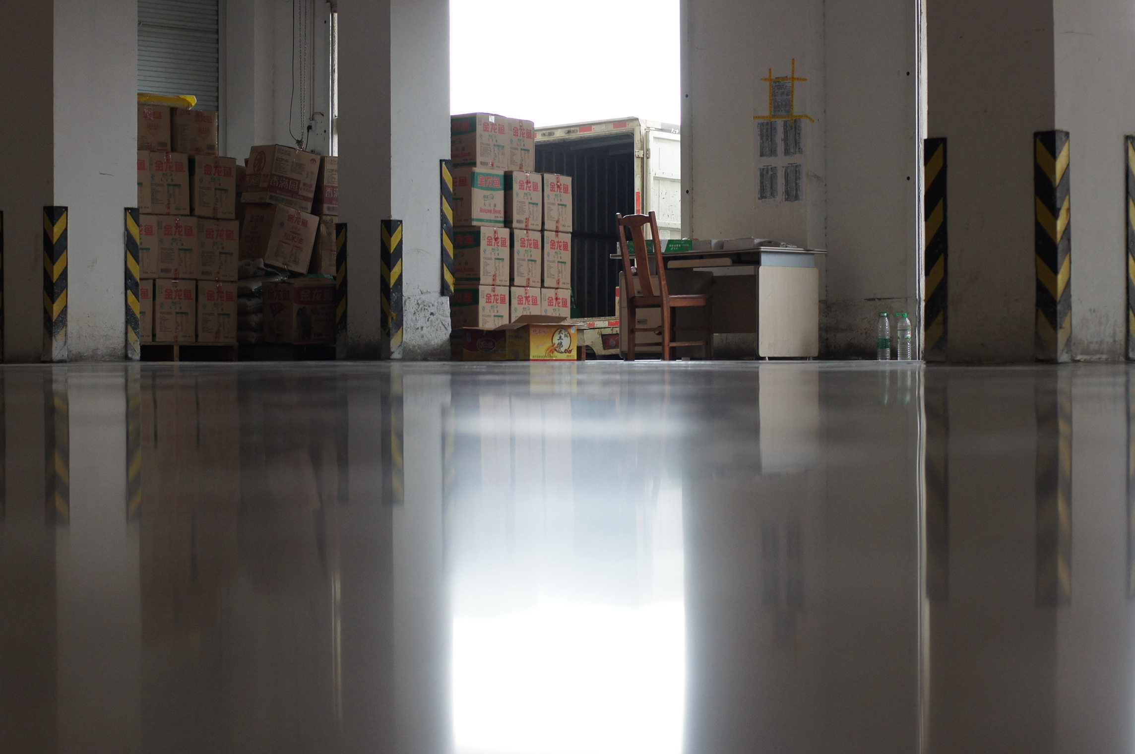 怎樣挑選優(yōu)質(zhì)的混凝土密封固化劑？